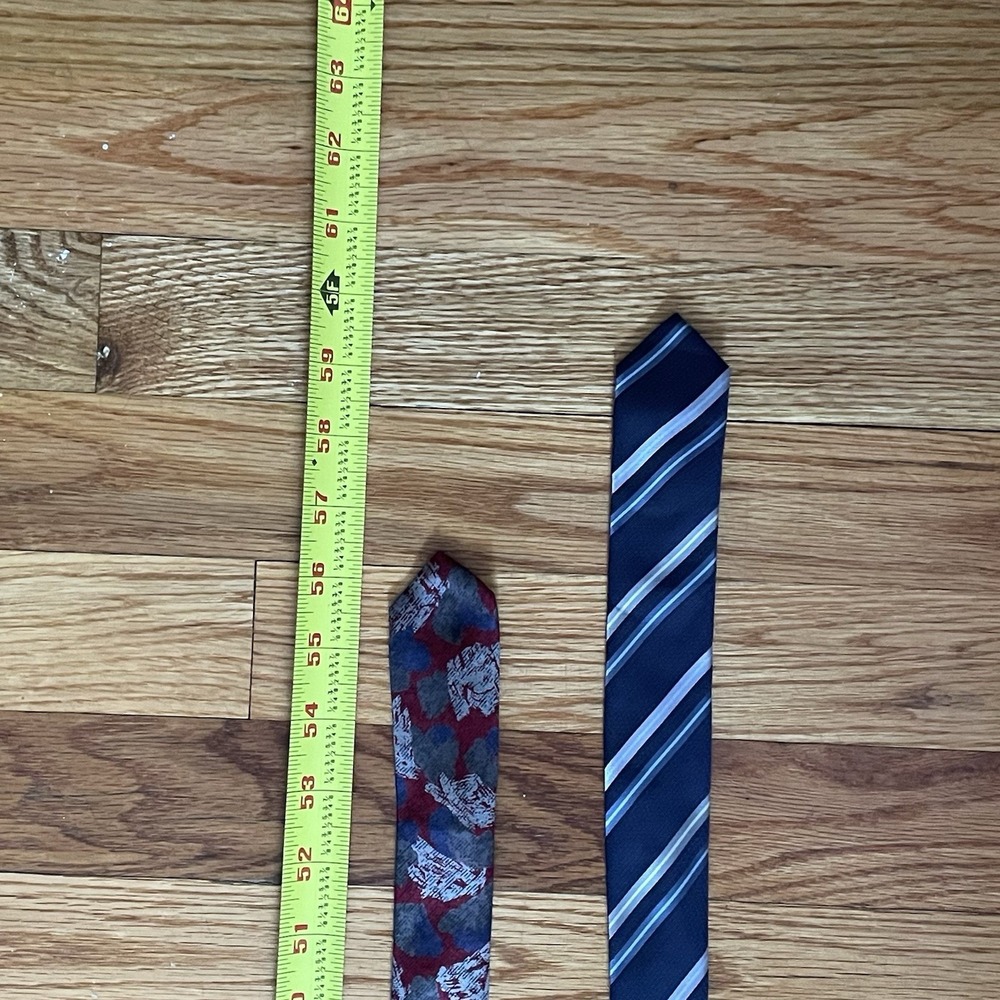Givenchy Ties LOT OF 2‎ Blue Stripe Red Geometric All Over Print Silk Italy - Picture 7 of 7